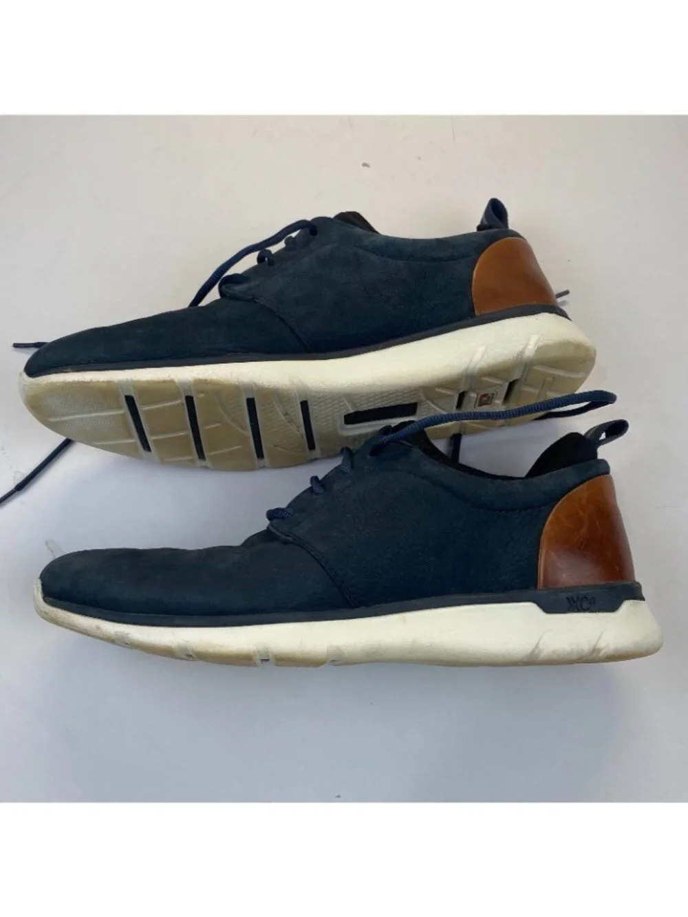 Johnston Murphy Men's XC4 Prentiss Sneaker Size 11 Waterproof Navy Nubuck Shoes
